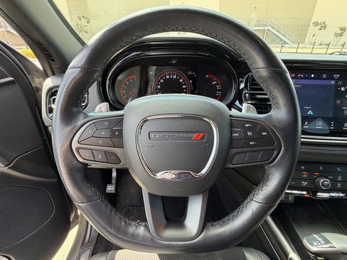 Used 2022 Dodge Durango R/T w/ Blacktop Package AWD/4WD image 15