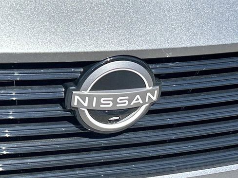 Certified 2025 Nissan Murano SV AWD/4WD image 11