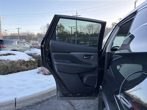 Used 2020 Nissan Murano SL image 26