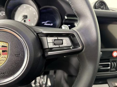Certified 2025 Porsche Macan S AWD/4WD image 38