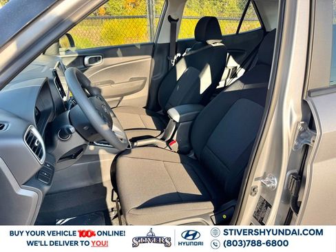 New 2026 Hyundai Venue SE image 14