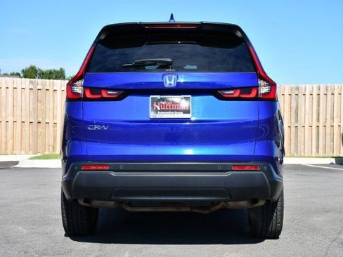 Used 2023 Honda CR-V EX-L image 6