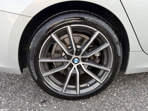 Used 2019 BMW 330i xDrive Sedan w/ Driving Assistance Package image 12