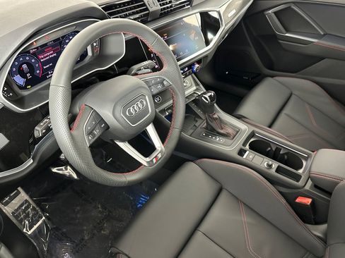 New 2025 Audi Q3 2.0T Premium Plus image 9