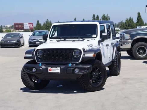 Used 2024 Jeep Wrangler Unlimited AWD/4WD image 4