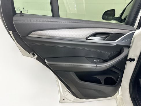 Used 2020 BMW X4 xDrive30i w/ M Sport Package 2 image 27