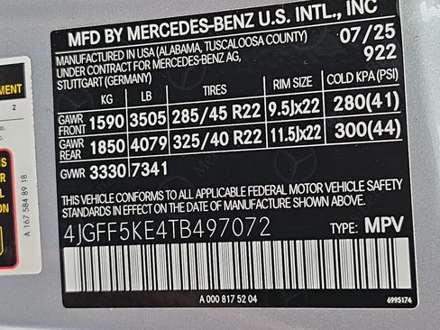 Certified 2026 Mercedes-Benz GLS 450 4MATIC image 37