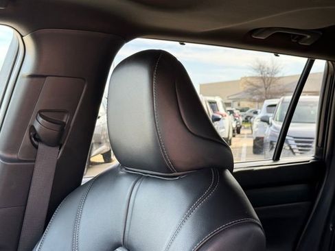 Used 2022 Toyota Highlander XSE image 14