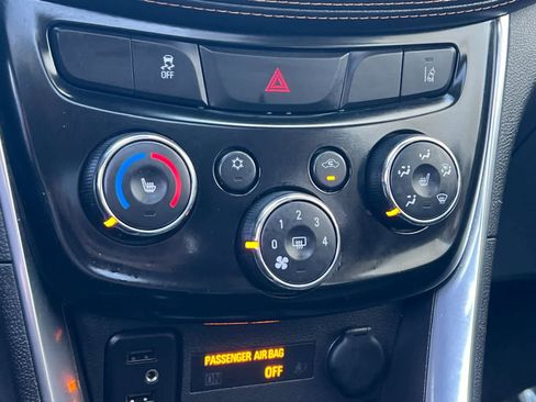 Used 2020 Chevrolet Trax Premier image 21