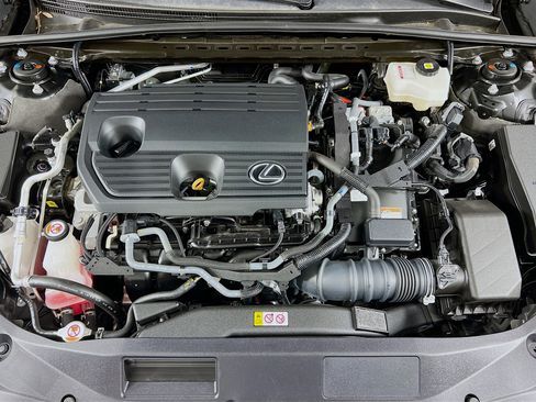 Used 2024 Lexus ES 300h w/ Premium Package image 30