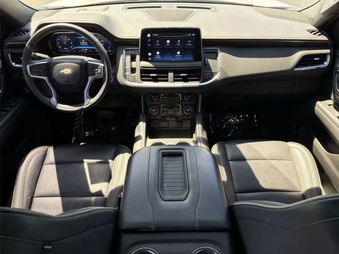 Used 2022 Chevrolet Tahoe Premier AWD/4WD image 11