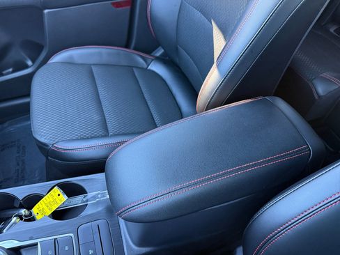 Certified 2025 Ford Escape ST-Line w/ Equipment Group 301A image 14