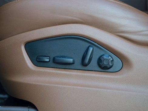 Used 2023 Porsche Cayenne S AWD/4WD image 20