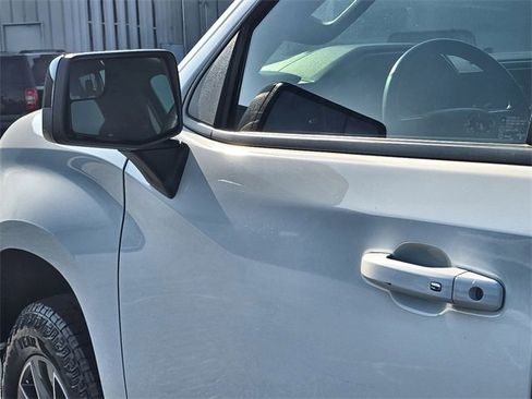 Used 2023 Chevrolet Silverado 1500 RST w/ Z71 Off-Road Package image 11