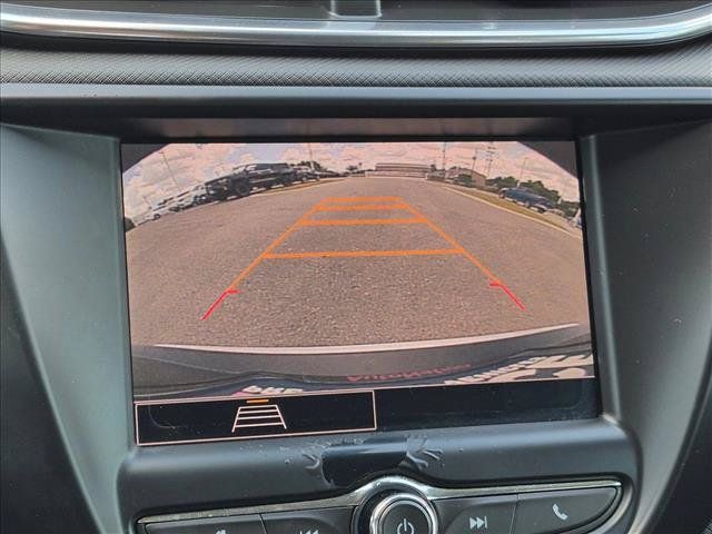 Used 2022 Chevrolet TrailBlazer LT FWD image 9