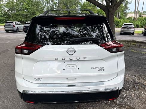 Used 2026 Nissan Rogue Platinum w/ Platinum Premium Package AWD/4WD image 4