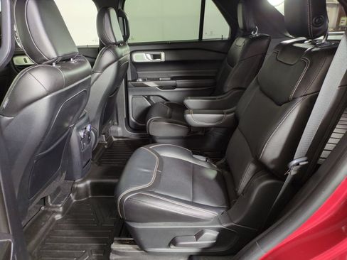 Used 2020 Ford Explorer ST w/ ST Street Pack AWD/4WD image 24