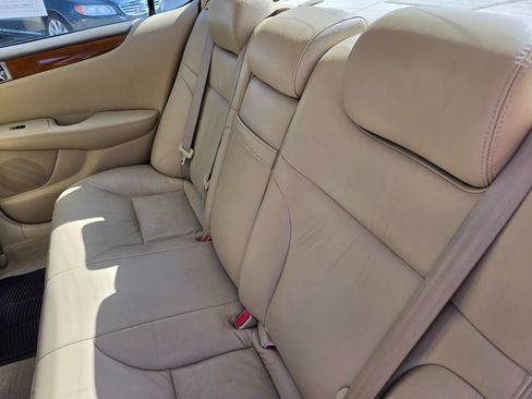 Used 2005 Lexus ES 330 FWD image 26