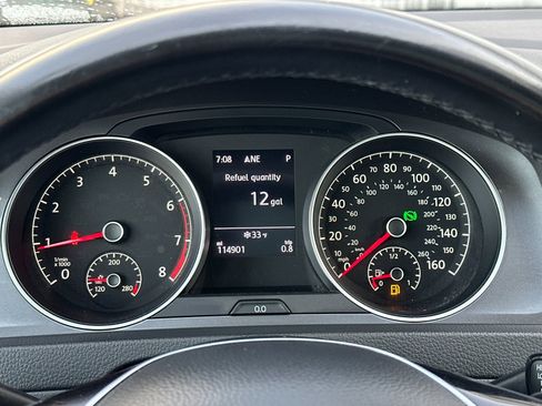 Used 2017 Volkswagen Golf Alltrack SE image 24