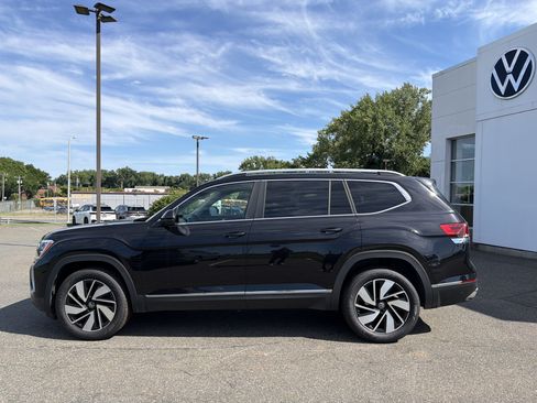 Certified 2024 Volkswagen Atlas SEL AWD/4WD image 7