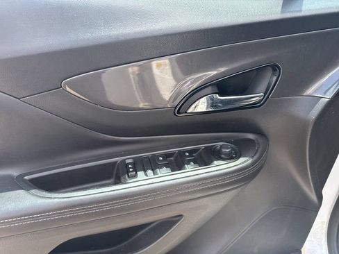 Used 2017 Buick Encore Preferred FWD image 9