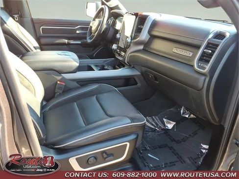 Used 2024 RAM 1500 Laramie AWD/4WD image 31