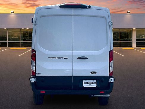 New 2026 Ford Transit 250 148 Medium Roof RWD image 4