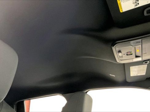 Used 2024 Toyota Tacoma SR image 22