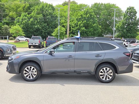 Certified 2024 Subaru Outback Premium AWD/4WD image 6