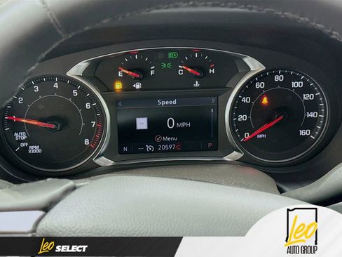 Used 2023 GMC Acadia SLT FWD image 14