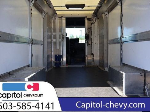 Used 2023 Chevrolet Brightdrop 600 w/ Active Safety Package 2 AWD/4WD image 11