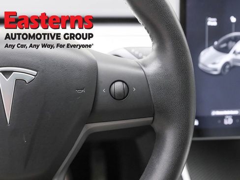 Used 2020 Tesla Model 3 Long Range image 16