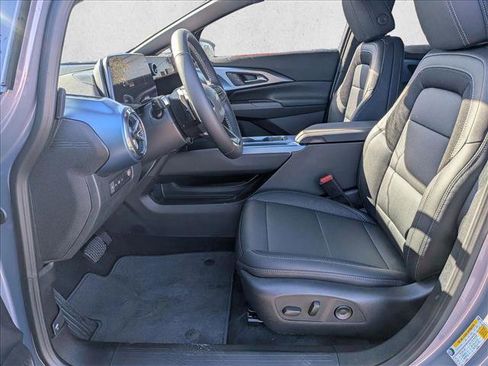 New 2026 Chevrolet Equinox EV LT image 15