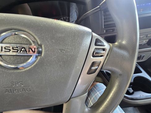 Used 2019 Nissan NV 2500 SV image 15