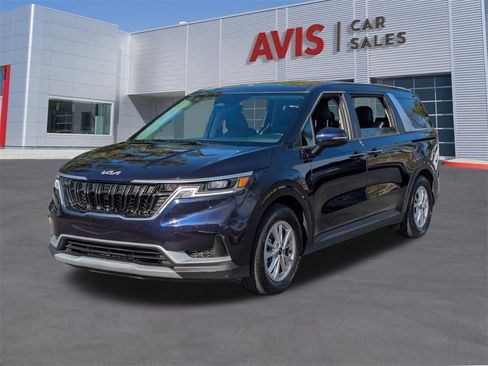 Used 2024 Kia Carnival LX image 1