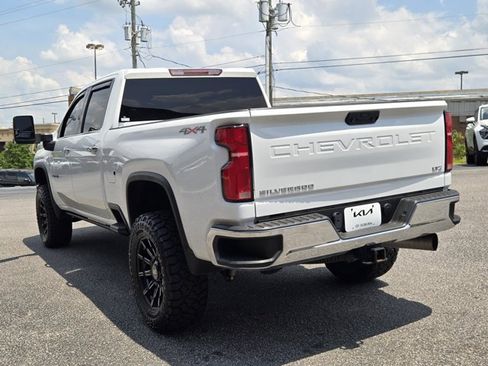 Used 2024 Chevrolet Silverado 2500 LTZ AWD/4WD image 9