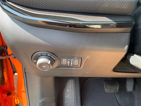 New 2026 Jeep Compass Latitude AWD/4WD image 17