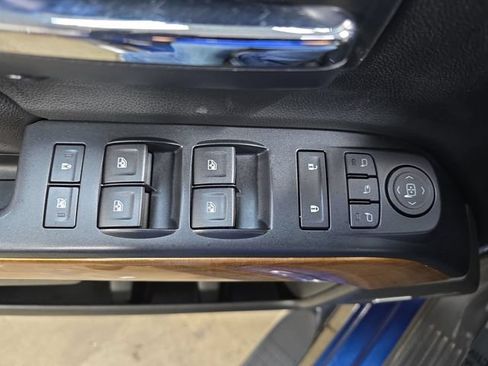 Used 2018 Chevrolet Silverado 1500 LTZ w/ Max Trailering Package AWD/4WD image 31