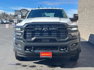 New 2026 RAM 4500 4x4 Crew Cab DRW video 2