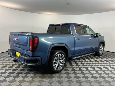 Used 2024 GMC Sierra 1500 Denali w/ Denali Reserve Package AWD/4WD image 4