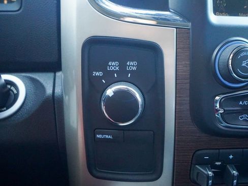 Used 2016 RAM 3500 Laramie image 24