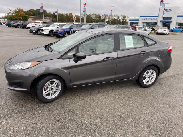 Used 2017 Ford Fiesta SE FWD image 4