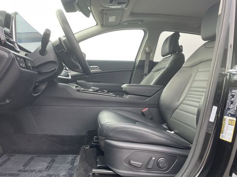 Certified 2025 Kia Sportage SX Prestige image 12