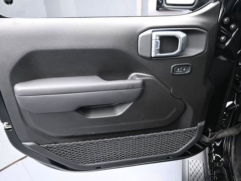 New 2026 Jeep Gladiator Sport image 12