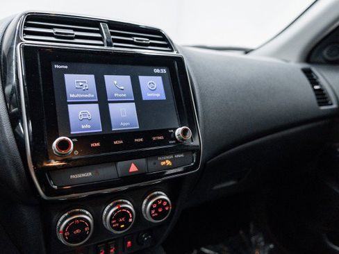 Used 2024 Mitsubishi Outlander Sport LE image 18