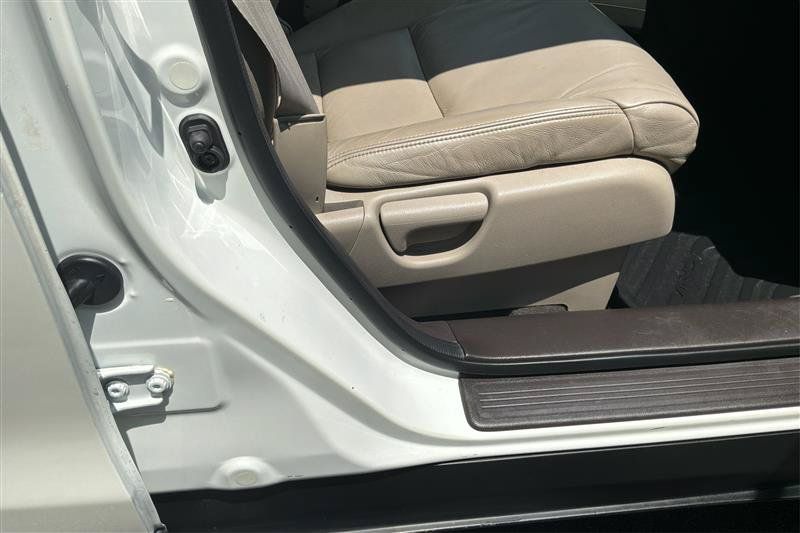 Used 2014 Honda CR-V EX-L image 23