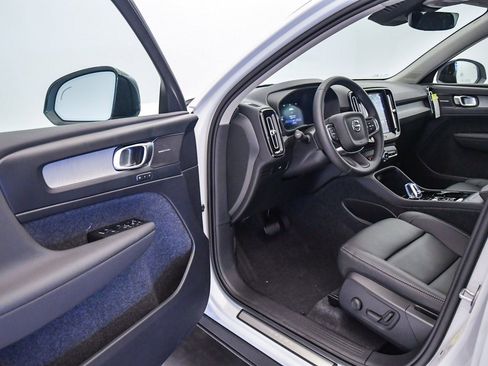 New 2026 Volvo XC40 B5 Ultra w/ Climate Package image 22