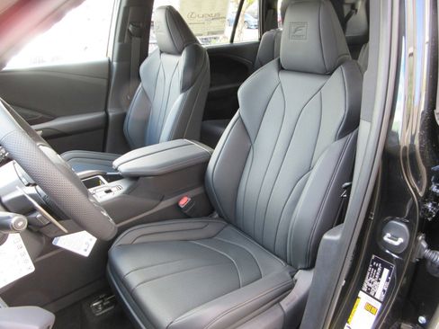 New 2026 Lexus TX 500h AWD image 34