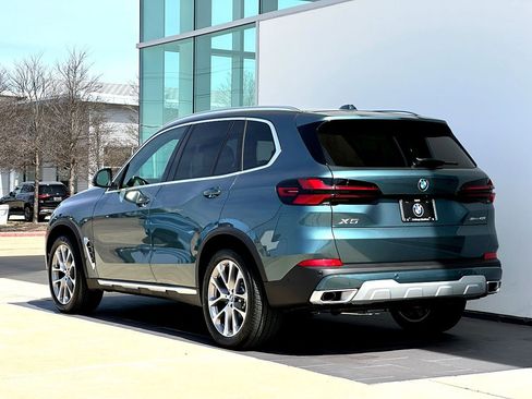 New 2026 BMW X5 sDrive40i w/ Climate Comfort Package image 7
