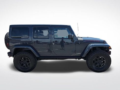 Used 2017 Jeep Wrangler Unlimited Rubicon AWD/4WD image 10
